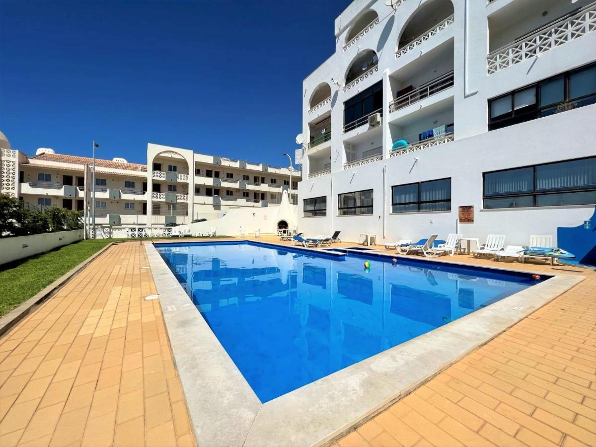Albufeira Classic With Pool By Homing Exterior photo